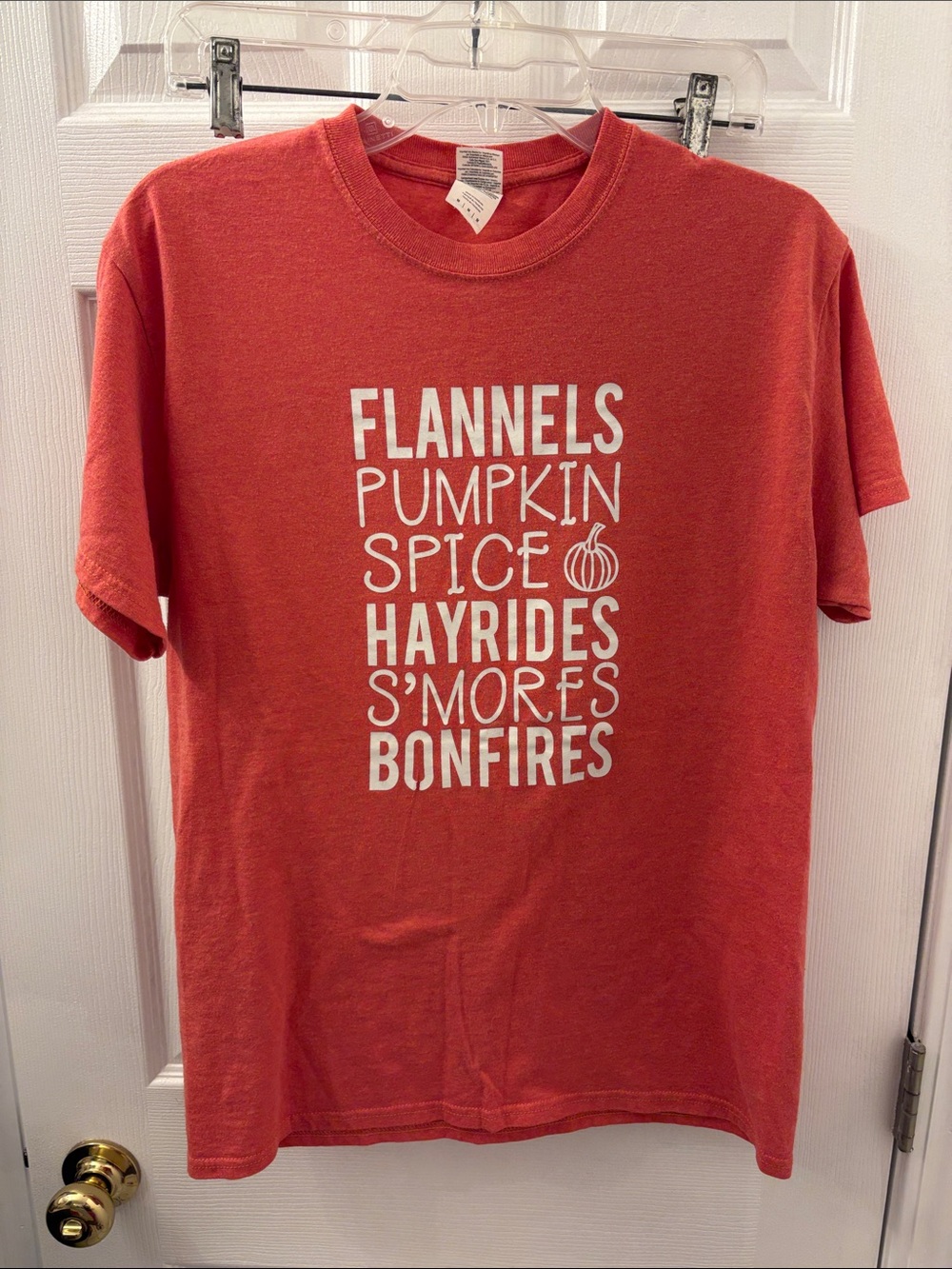 Festive Fall Tshirt. Size medium